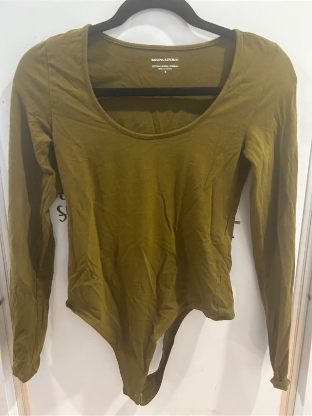 Banana Republic Olive Green Scoop-Neck Long Sleeve Bodysuit